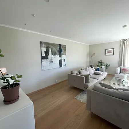 Villa City Svolvær